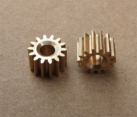 Прием деталей и механизмов из латуни