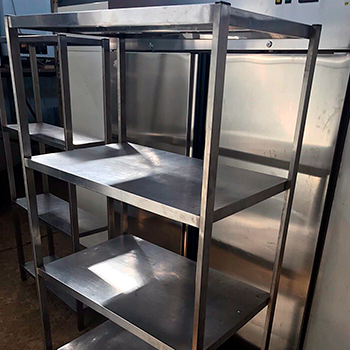 Стaрый ненужны стеллаж из нерзавейки